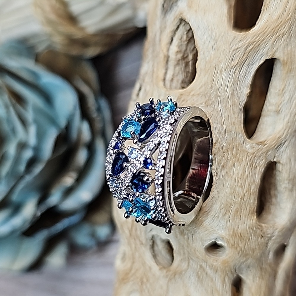 NIB PLATINUM PLATED CREATED SAPPHIRE AQUAMARINE ZIRCON FASHION RING - Picture 3 of 16